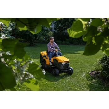 Traktor akumulatorowy STIGA Estate 384e